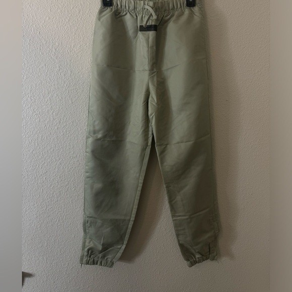 ESSENTIALS Nylon pants youth size 12 may fit XS women Brand New - Picture 2 of 5